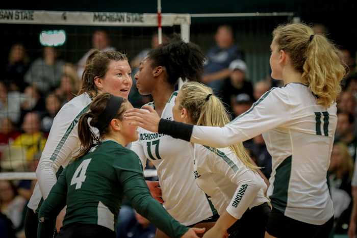 MU Volleyball (PHOTO: MSU SID)